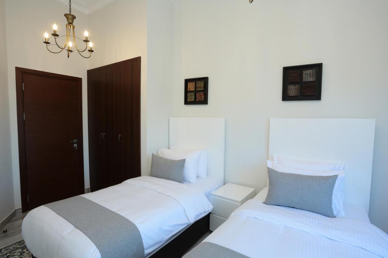 Marbella Holiday Homes Дубай Екстериор снимка